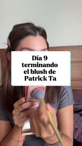 Día 9 🧚🏼‍♀️ @Patrick Ta Beauty #rubor #maquillaje #blush #blushtrend #projectpan #belleza #blushtutorial #makeup #makeuptips #blushhack #patrickta #parati 