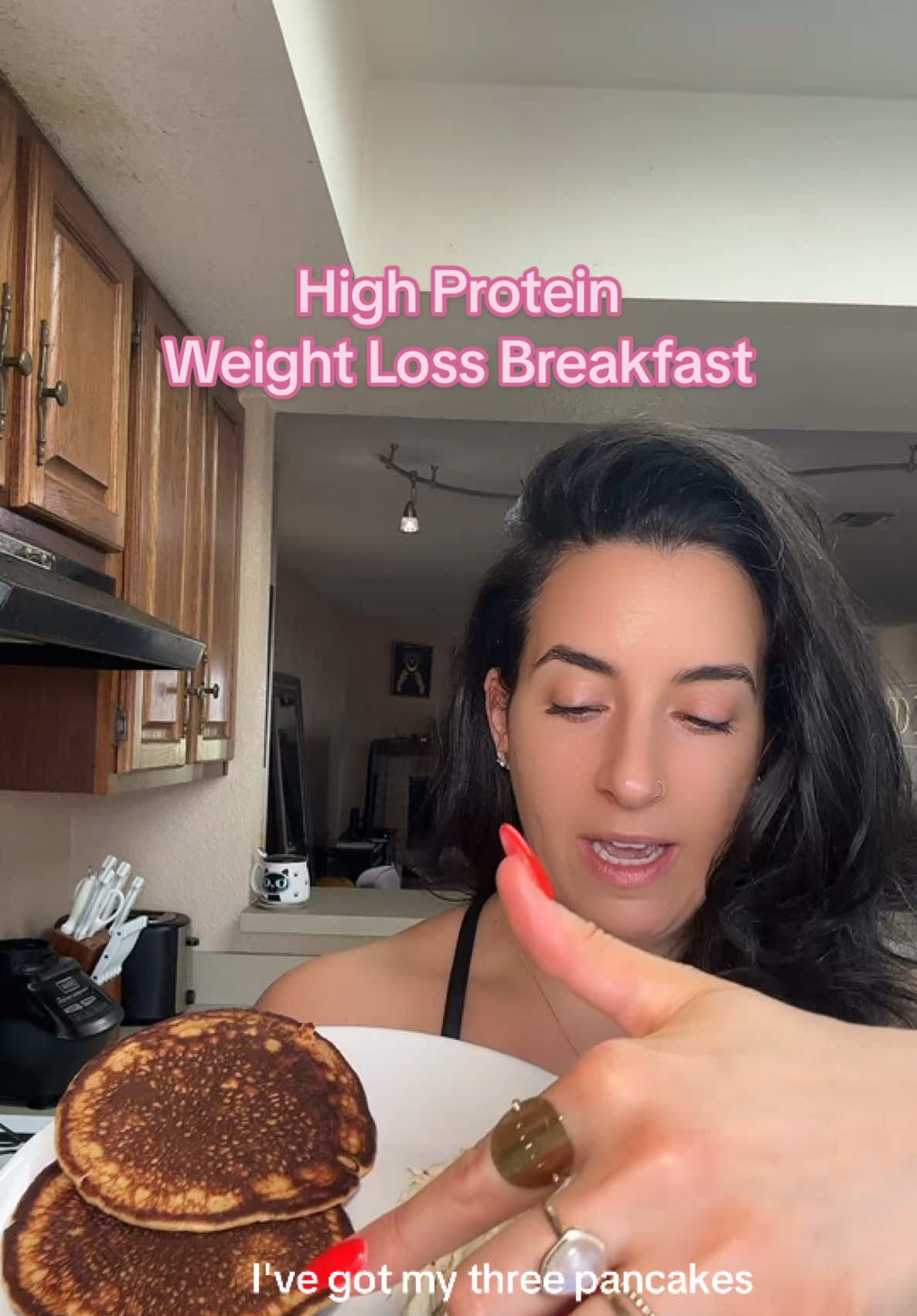 Getting a high-protein healthy breakfast does not have to be hard or boring  plus who doesn't want to eat pancakes for breakfast every day? Thank you @Chef Bae for sharing this incredible recipe ♥️ #highproteinbreakfast #healthymealideas #proteinpancakes 