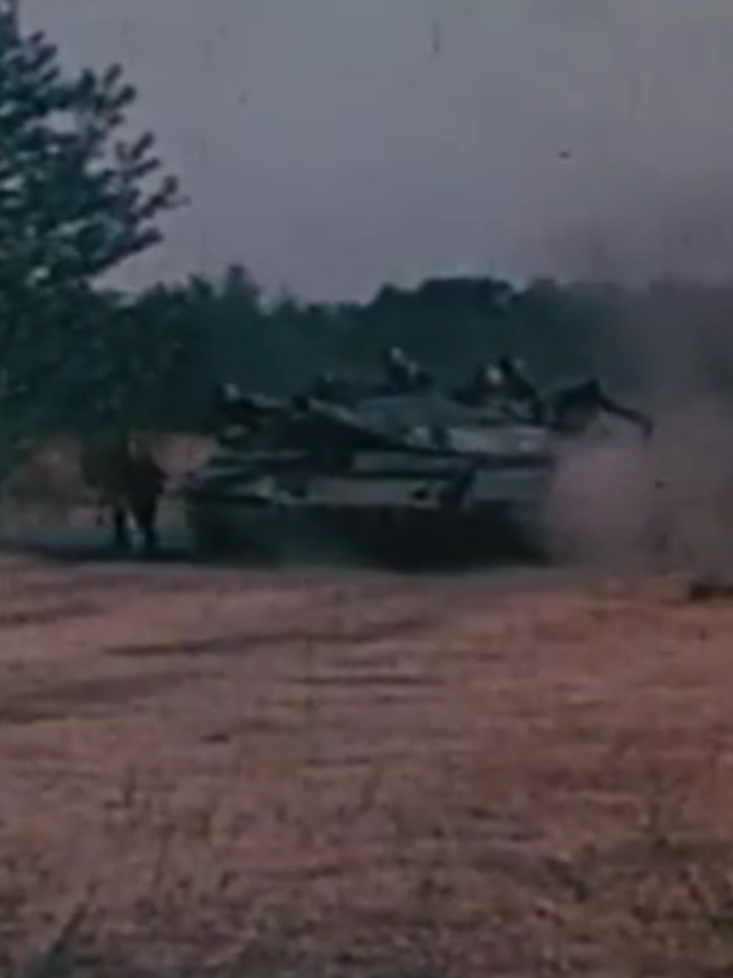 Bộ binh và tăng thiết giáp Liên Xô diễn tập chung #trending #sovietarmy #sovietunion #lienxo #quandoilienxo #sovietmilitary 