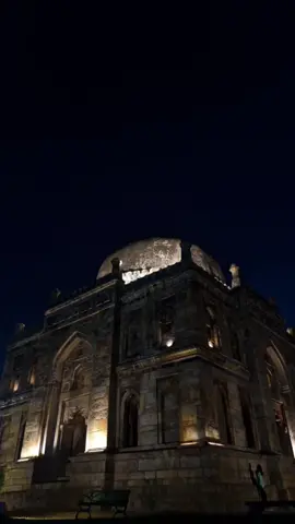 @🌚🤍 #گوهداربـــــــــــە🤍 🌎🤍…