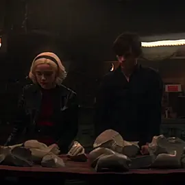 i just realized i messed up on the other one bro but ill keep that one up so yeah.. and ive been flopping so bad bro..😔💔  #fyp #viral #foryoupage #edit #rosslynchedit #rosslynch #harveykinkle #harveykinkleedit #harveykinkleedits #chillingadventuresofsabrina #sabrinatheteenagewitch #sabrinaspellman #sabrinaspellmanedit #kiernanshipkaedit #kiernanshipka #netflix #obsessiontour #thedriverera #obsession #tde #paramore #paramoredecode #decode #decodeedit #howdidwegethere 