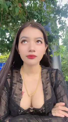 បស់គេឡូយជាងបស់អូន😒#fyp 