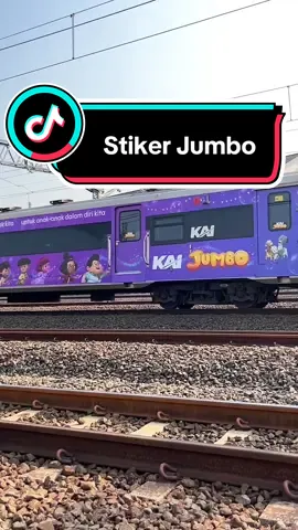 Jumbo jalan” dlu naik kereta api #jumbo  #keretaapiindonesia #keretaapi #kereta #keretaapikita #keretaapitiktok #railfansindonesia #railfans #railfansoftiktok #railfanstiktok #railfansindonesian #railfansdaop1 #viralvideo #viral #fypシ #fyp 