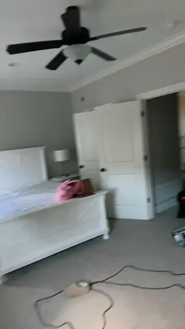 bye bye this room onto next 