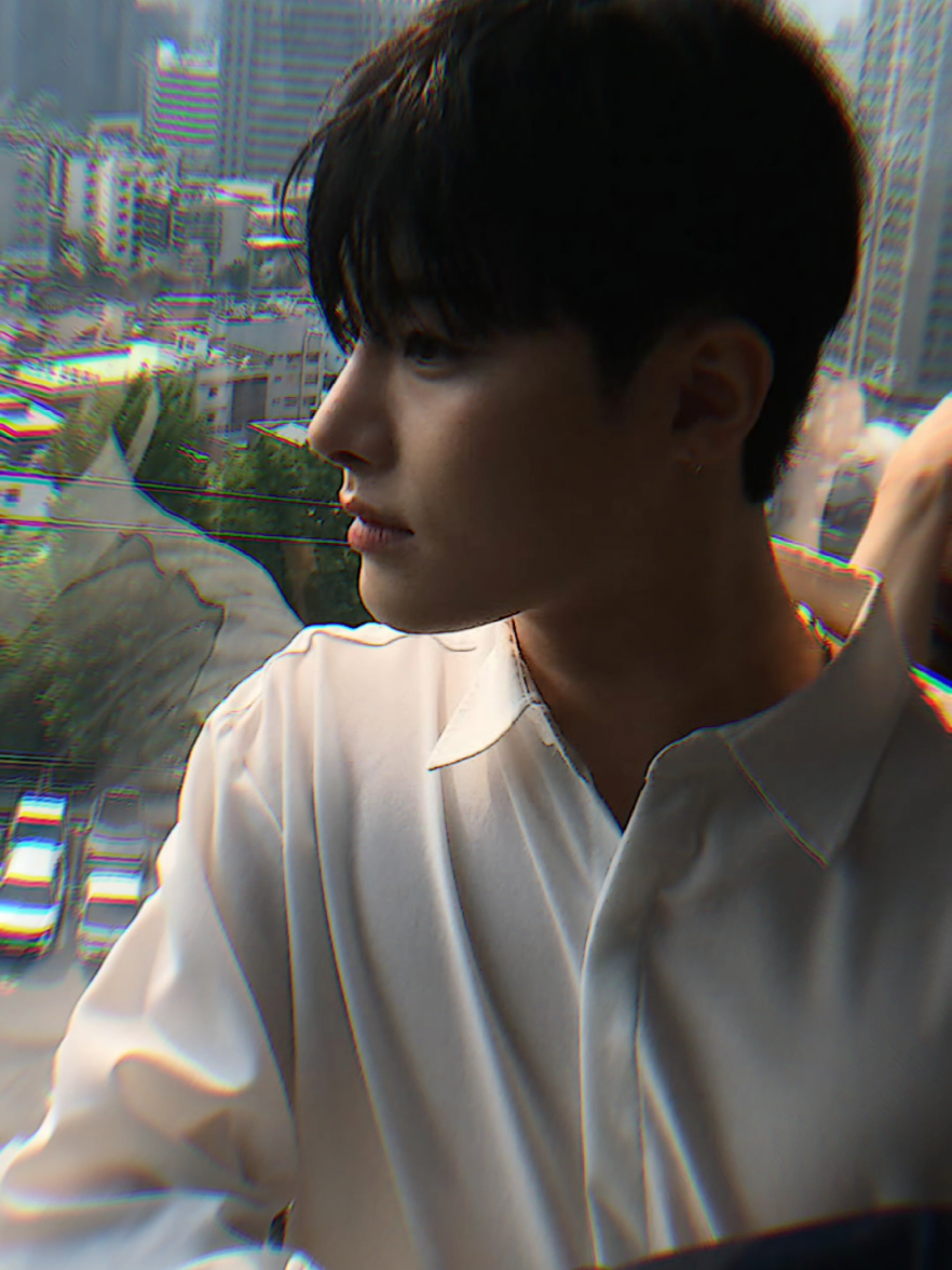 Dia kayak ngajak nikah, nggak, sih? 😌 #LEX #렉스 #XODIAC #소디엑 #FYP 
