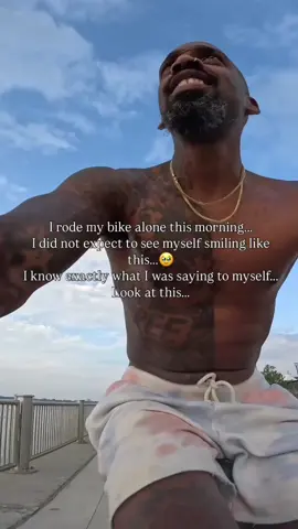 I wanted to share this…🫶🏾 Those moments where we stop and say…..🥹 “Look at this…”🥹 It’s so easy to think about what’s next… But when something shifts and we see what is happening now…🥹 I recorded it but damn that was just cool to actually see myself talking to myself…🥹 I do this often but wow to see it…🥹 Look at this.🫶🏾 Great night everyone.🙏🏾