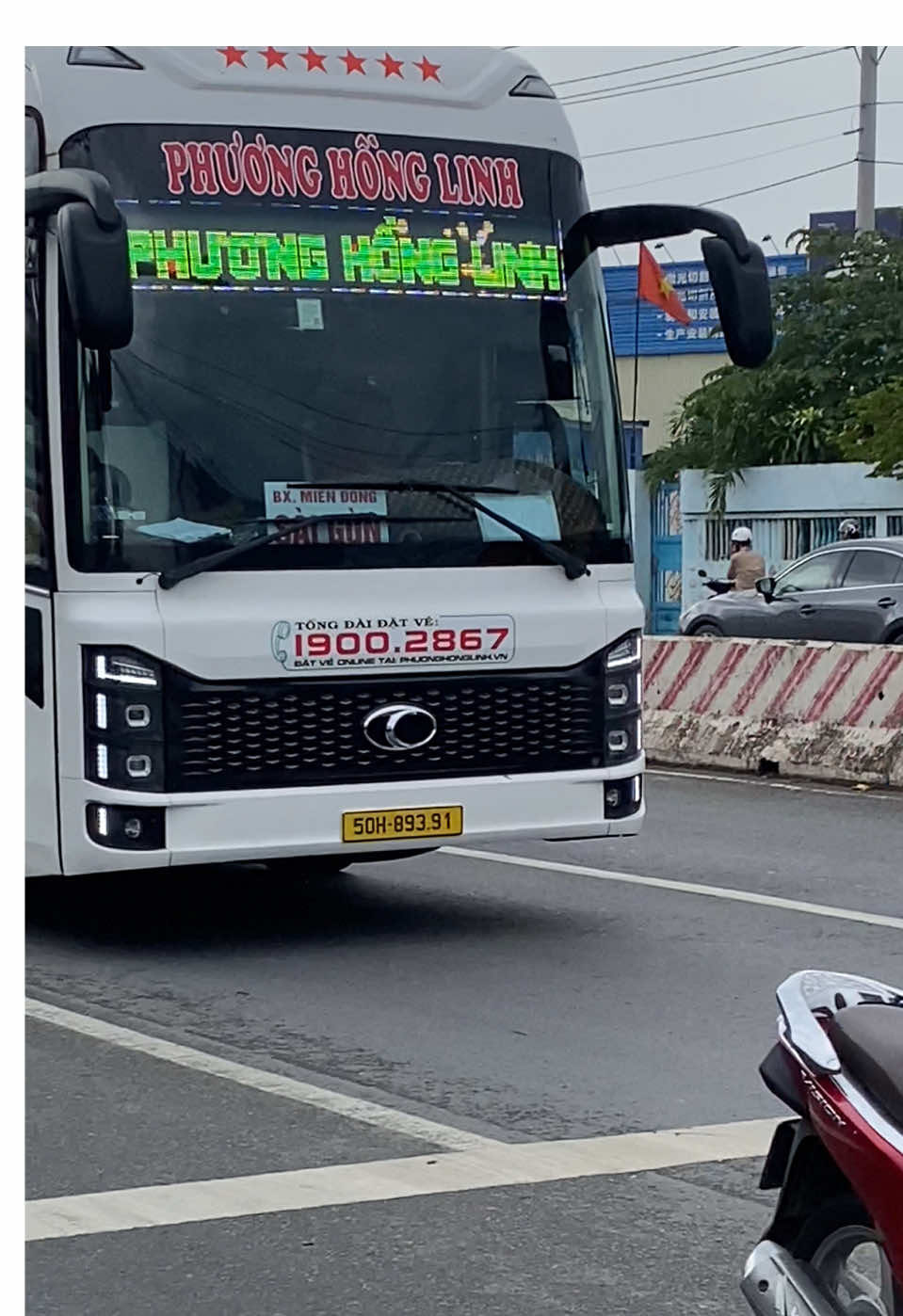 Hoa hậu Tây Nguyên _ Phương Hồng Linh 👍🤍💐🇻🇳@Khôi Phl #xekhachphuonghonglinh #phuonghonglinhlimousine #phuonghonglinh #taynguyen #xekhachvietnam #loveyou #idol #vip #ilovetiktok #iloveyou 