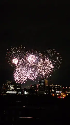 Montréal Fireworks 2025: Switzerland: Around Musical Comedies. #WeekendExplorer #fireworks @Montréal Stories @Canadiens Montréal  #mtl #montreal #mtltiktok  #VieuxPort #MontrealLife #BoatVibes #SurLeFleuve #ExploreMontreal #PetitBudget #HiddenGem #WhatToDolnMontreal #SummerInMontreal #MTLmoments #fyp