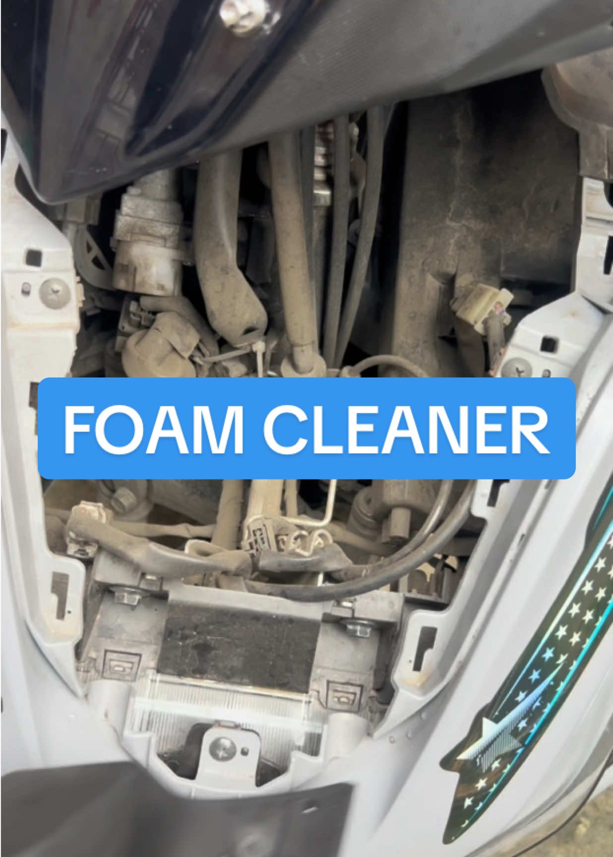 spray spray lang tapos hihintayin mo lang tumulo, ganun lang ka simple! #tiktokshop #fyp #motorcycle #motorcycleaccessories #motoraccessories #motor #aerox #nmax #carwash #foamcleaner #tirefoamcleaner 