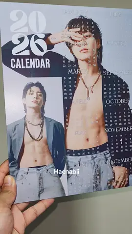 Ang Calendar na kahit titigan mo hindi nakakasawa hahahahaha available na sa basket🥰 #jungkook #2026calendar #jk #fyp ##fypシ゚viral 