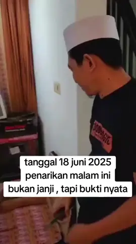 #viral #viralvideo #viraltiktok #masukberandafyp #fyp #fypdong #berandafyp #uang #pesugihan #bantuan #danagaib #paranormal 