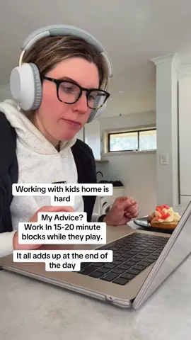Working with kids at home is always gonna be hard. Time blocking smaller times in the day, can help you achieve more than trying to work for hours at a time. #SmallBusiness #mumsoftiktok #mumlife #workingmums #fyp 