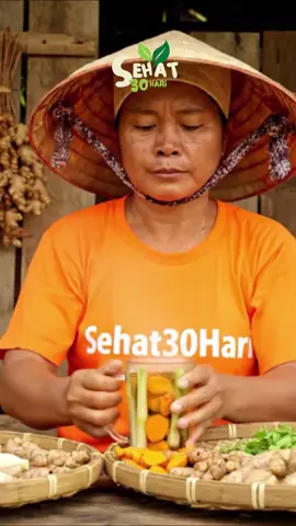 Ini yang akan terjadi pada tubuhmu jika kamu rutin minum campuran sereh, kunyit dan jahe selama seminggu #tehrimpang #tehserehkunyitjahe #tehherbal #minumansehat #sehatalami #infosehat #tipssehat #infokesehatan 
