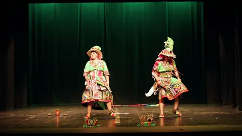 Duo Chica Tinkus Tinkus Agronomia Barcelona #tinkusagronomia #tinkusboliviano #tinkus #bolivia🇧🇴 #raycaporalusa #🇧🇴 #fypシ #parati 