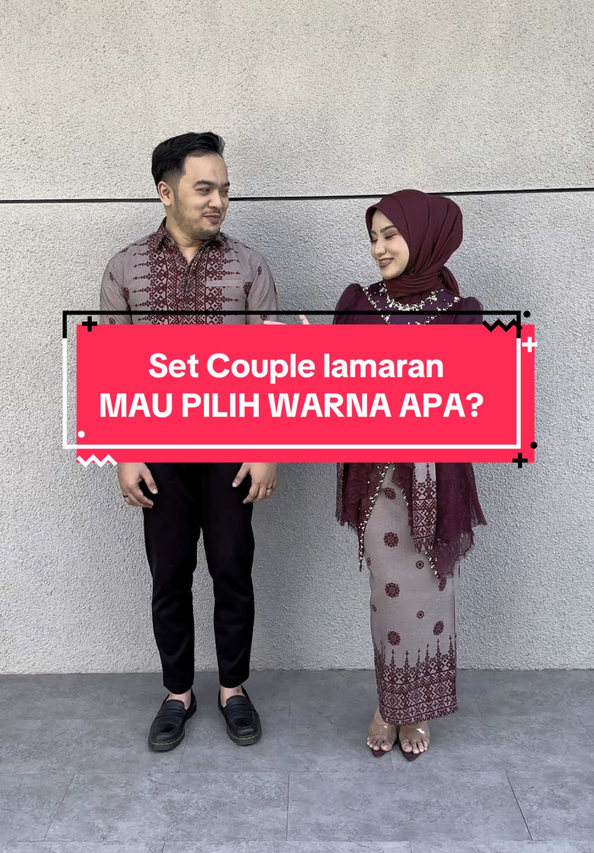 Pilih yang mana aja boleh, udah ready siap kirim🔥#fypシ゚ #kebayalamaran #setcouple#setcouplebatik #couplekebaya #lamaranmoment 