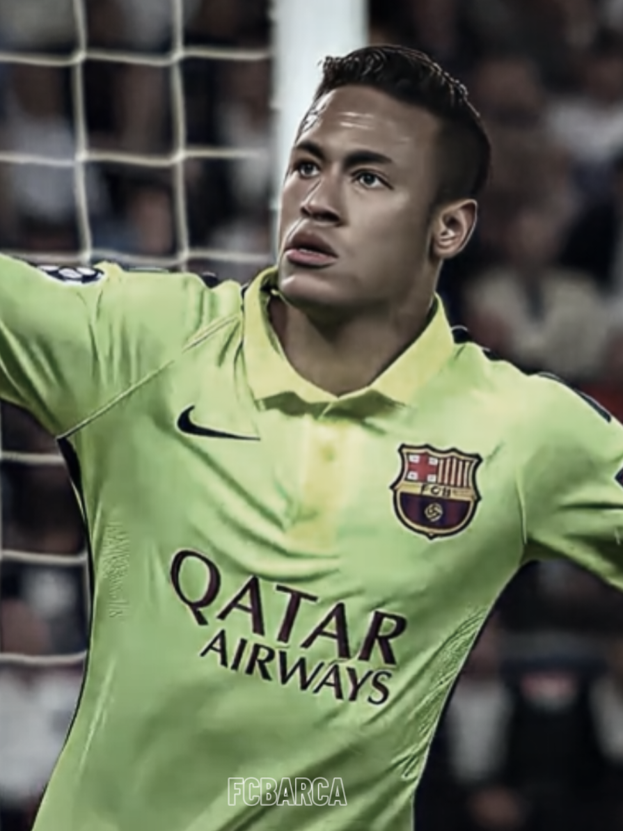 Out in the streets, they call him NEYMAR 🥶 #fypシ #fyp #foryou #foryoupage #neymarjr #neymar #football #edit #creatorsearchinsights #fcbarcelona #treanding #trendingvideo #trend 