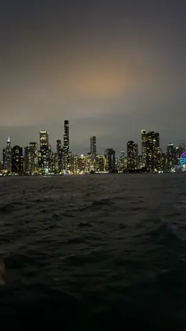 #chicago #views #night #city #peace #citylights #nightaesthetic♡ #fyp #foryou #fypシ 