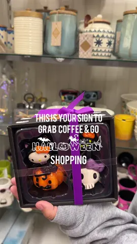 Even if you come out of the store empty handed lol, it’s just for vibes ✌️ 🎃 #halloween #spooky #horror #marshalls #spookyseason #happyhalloween  #trickortreat #fall 