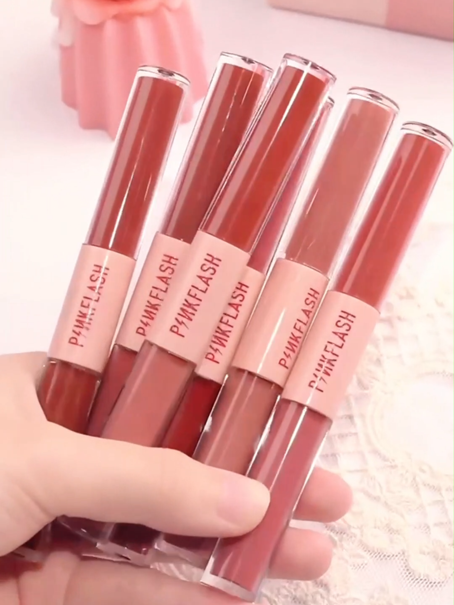 One dual-ended lip tint = two moods in one! 💋 #pinkflash #pinkflashbeauty #lipmatte #velvetmatte #liptint#2in1lip#transferproof