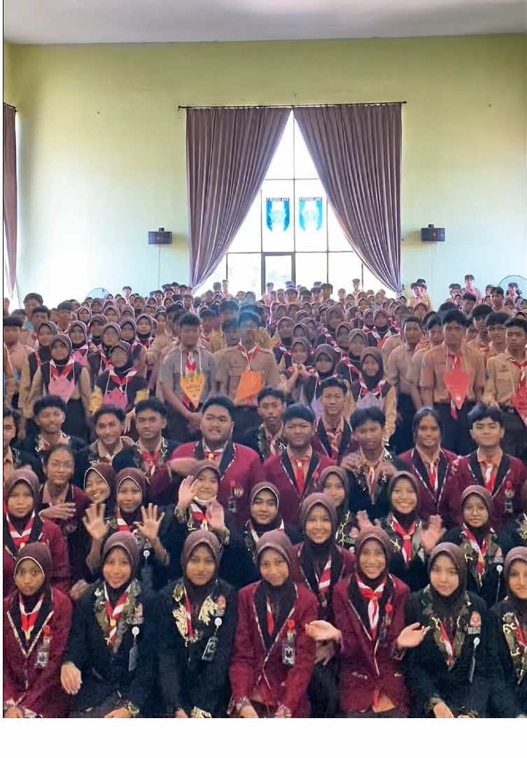 TAK TERASA 5 HARI BERSAMA SMASA’28🤩🥺 Selamat datang adek adek SMASA 28 di SMA NEGERI 1 KOTA PROBOLINGGO‼️🤍 Selamat menempuh perjalanan di Smasaa👋🏻🏆 ig : osis.smasapro #fyp #mpls #mplsramah #smasaprobolinggo #fypシ 
