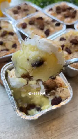 Tinggal campur aja bikin klappertaart ini gampang rasanya enak banget creamy 😋 cocok banget untuk ide jualan atau acara keluarga 🤍 • • Video cara buat sudah di upload di video Tiktok/Yt Channel Resep Abi #klappertaart #manado #resepabi #klapertart #cemilan #resepsimple #idejualan #resepklapertart 