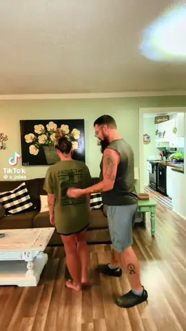 AIRPLANE!!! #couplestiktok #coupleschallenge #airplane #weeeeeee @Gracie @jd_tracey_music 