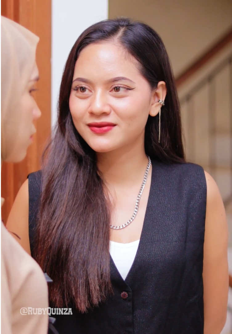 Dempulnya gitu amat!!! @Suneeday Creative  #SerialTikTok #TikTokTainment #TikTokSeries #TikTokSeriesFuture #drama #rubyquinza #suneedaycreative #dramatiktok #viraltiktok #kehidupan #pacar #dempul #cinta #tongkrongan #selingkuh 