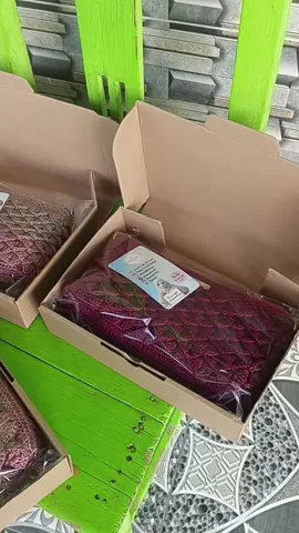 packing. alhamdulillah siap kirim #tasrajutcantik #tasrjautwanita #tasrajut 