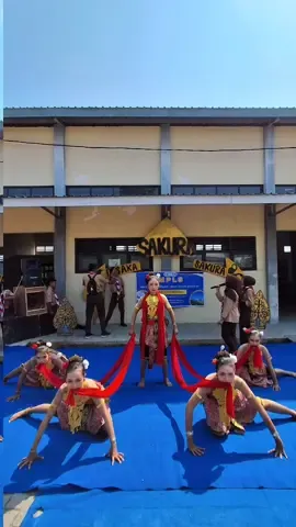 💃 #fyp #fypage #fy #smkn1kunduran #smkn1kunduran #smkbisa #kunduranblorajateng #kunduran24jam #ekstratari #ekstra #mood #drama #mpls #mpls #moots? 