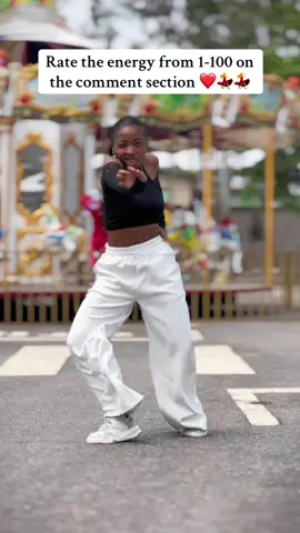 Since you guys love the first one 😉❤️😳 DC:@DanceSistas🦋  #amapiano #2025 #dancechallenge #viral #foryoupage #foryou #tiktokvideos #newchallenge #tiktokviral #trending2025 #trending #trendingdance #primevslegendery #legendery_fave #fyp #amapianosongs2025 