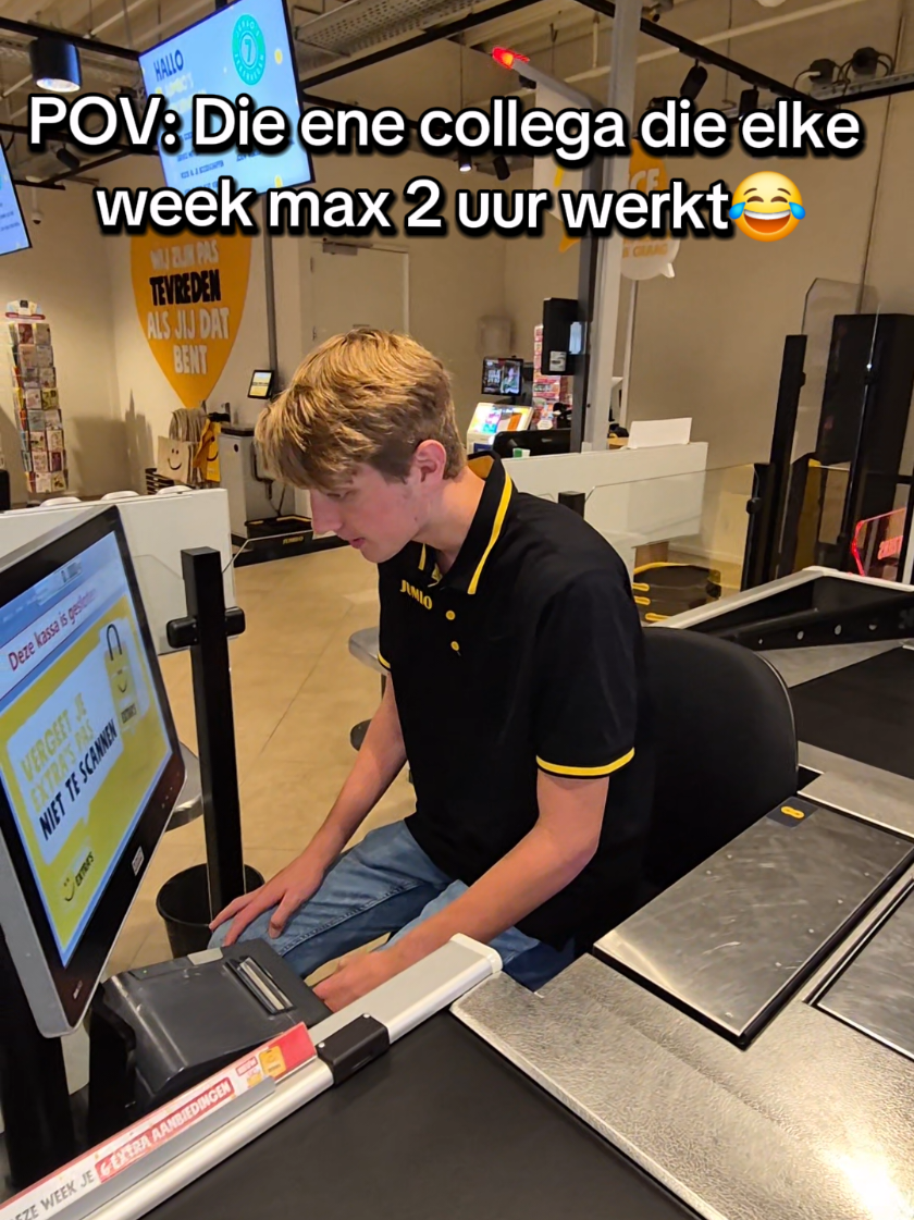 POV: Die ene collega die elke week max 2 uur werkt😂 Herkenbaar? #supermarkt #maaspoort #jumbowerkt #viral #fyp #fy #werken #werkenbijjumbo #werving #jumbomaaspoort #FY #Nederlands #jumbo #trend #Maaspoort #denbosch 