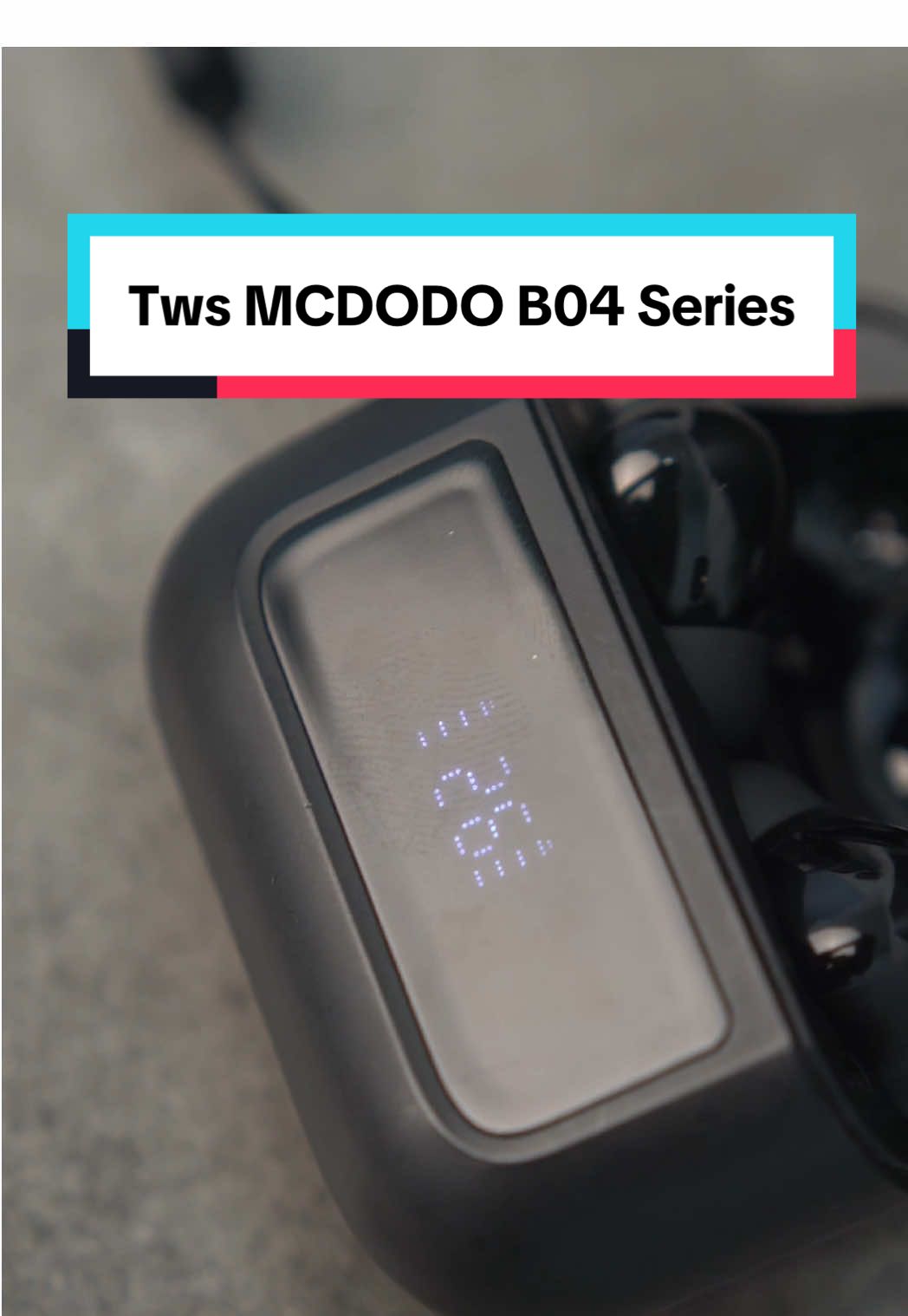 Gak perlu ribet, colok–play–enjoy! TWS Mcdodo B04 Series siap nemenin kamu dengerin lagu, nonton, atau gaming 🎮 ✅ Bluetooth 5.3 ✅ LED display baterai ✅ Tahan air IPX4 ✅ Suara HD mantul Desain stylish, udah dapet lanyard juga 😍 #SiapDengarTanpaDrama #mcdodo #tws #b04swries  🎧 Siap checkout sekarang di keranjang kuning!