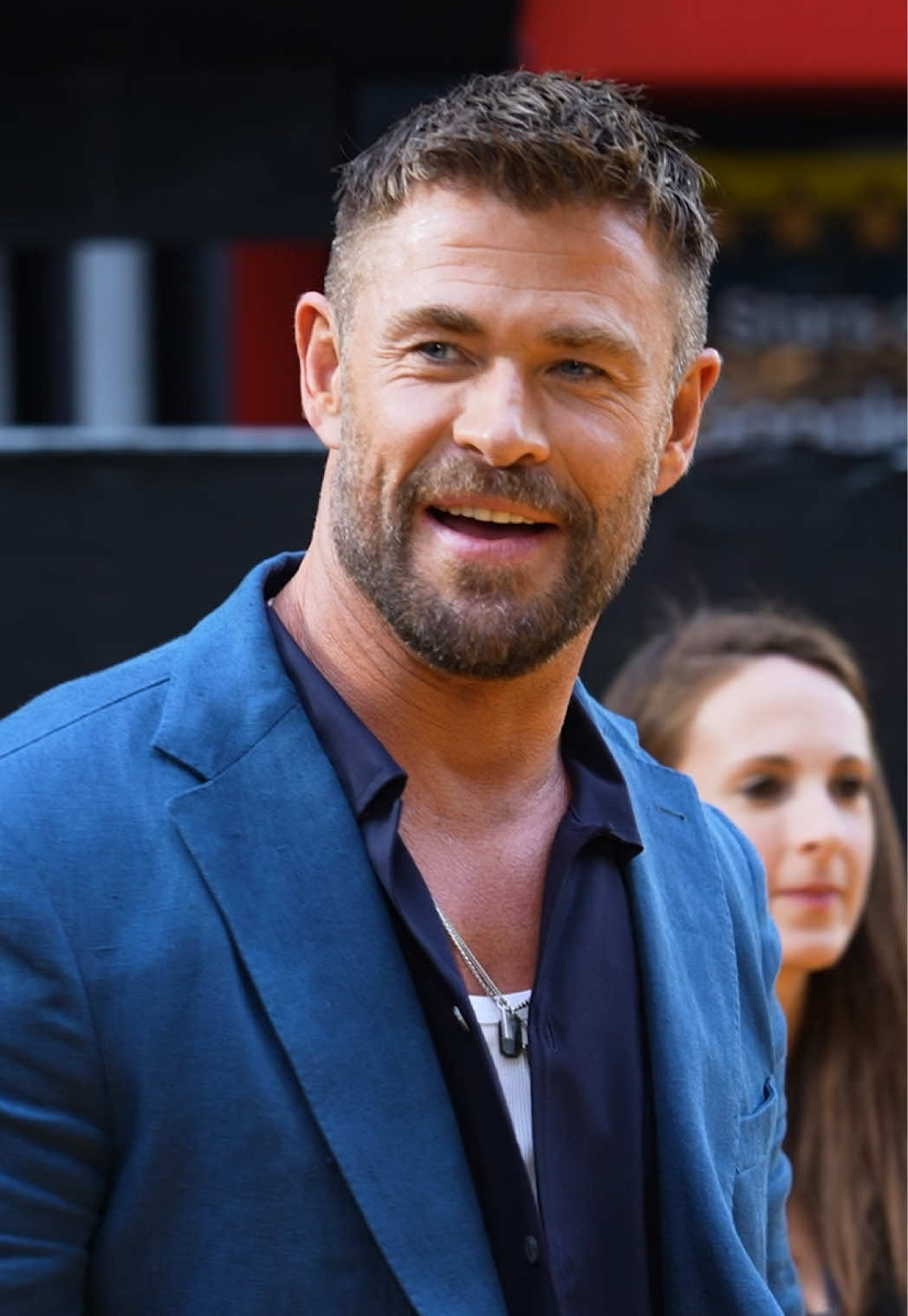 #chrishemsworth #limitless #onregardequoi #TikTokFashion #fashiontiktok  Images : Getty Images 