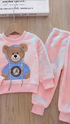 lindo conjunto pelúciado infantil 🥰 link na bio. #shopee #achadinhosshopee #produtosuteis #criança #inverno #shopeebrasil #viralshopee