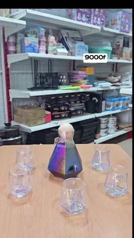 carafe en verre avec 6 verres  #verre #carafe #ustensiledecuisine 