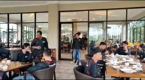 #fyppppppppppppppppppppppp #fypviraltiktok🖤シ゚☆♡ #fyppppppppppppppppppppppppppppppppp #viral #terbaru #fyp #kepolisianrepublikindonesia #bareskrimpolri #mabespolri #viralvideo 