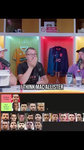 Who is closer to being World Class Bruno G or Mac Allister? #pitchside #PremierLeague #newcastleunited #liverpoolfc #footballvideo 