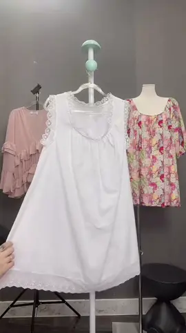 #tiktoklive #livehighlights basic chút mà vẫn xinh xỉu ạ 😵‍💫😵‍💫 #trending #xuhuong #MuaOutfit #MuaClothes #fyp #fypシ゚ 