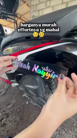 stiker custom nama kalian bisa request suka².Tanpa PO #fypシ #cinematicmotor #scoppymodifikasi #stikerviral #stiker #stikercustomnama #stikercustomnama  