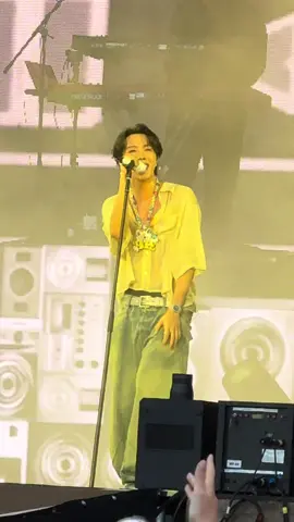 lock / unlock #lollapalooza #lollaberlin #hobipalloza #hobi #jhope #fyp 
