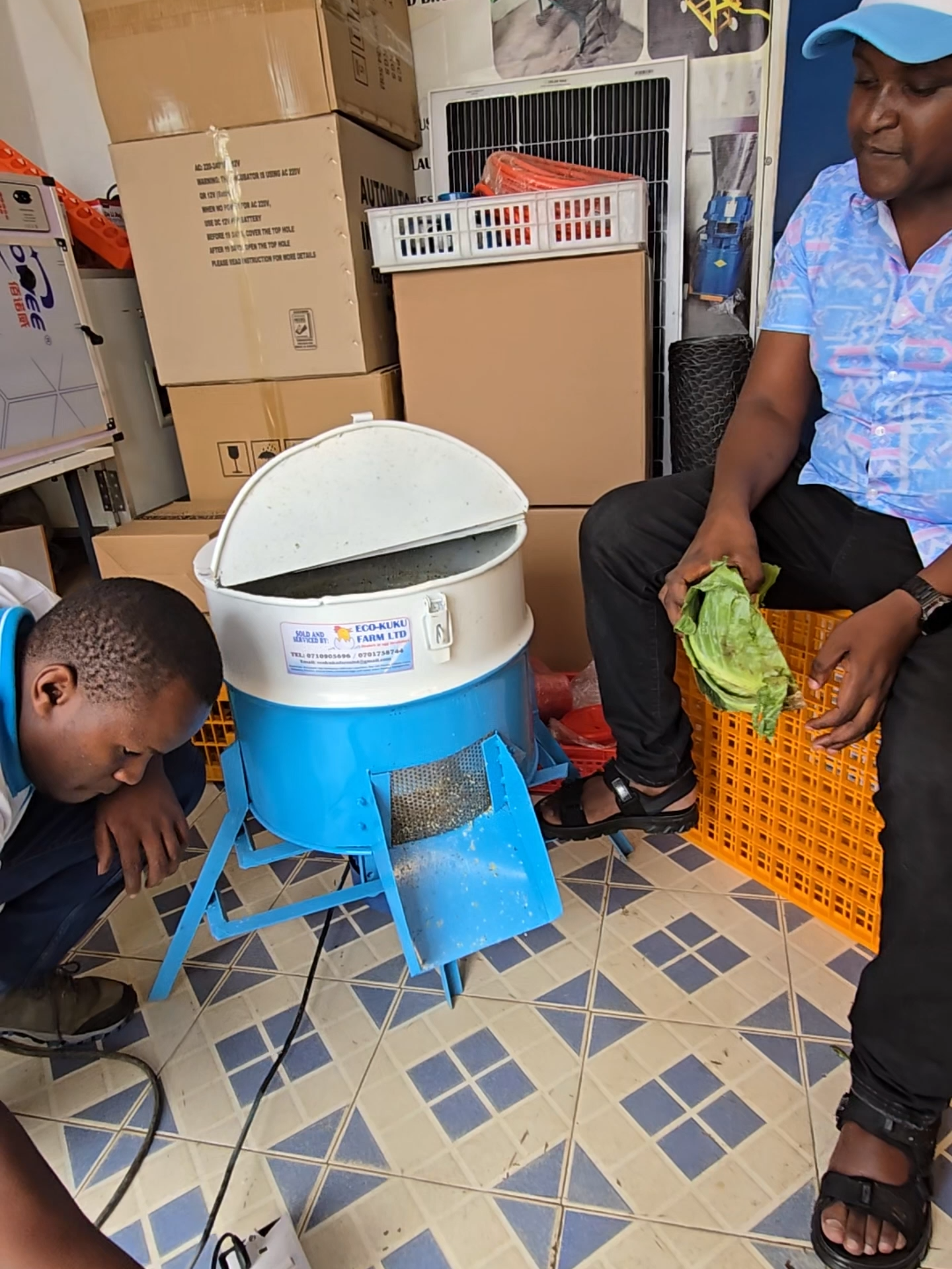 More informations about our animal feed blender... in this video we explain more about this piece of farm equipment, how it can be useful to you and why it costs as much. Call 0710 905 696 to learn more about the animal feed blender also, don't miss out on our July offers on all our eg incubators, where you get to walk home with gifts such as feeders, drinkers, generators and brooding bulbs once you buy any egg incubator. our phone number is 0710 905 696 we're located in Nairobi, along Outer-ring road, Kariobangi next to Kiamaiko Stage, check out our pinned posts, the location video. Karibu sana, we're happy to serve you. #foryoupage #farmequipment #farmmachinery #julyoffer #eggincubator #poultryfarming #kenyantiktok🇰🇪 #kikuyutiktok #fyp