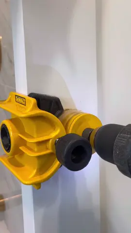 They blink… you lock. 🔐⚡ Powered by DeWalt. #tips #carpentry #DIY #tools  #NoVoiceJustSkill  #Satisfying