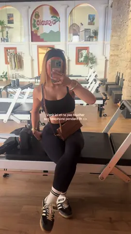 Safe place @LāStudio  #pilates #pilatesreformer #sportslover #pilatesgirl #pilatesprincess 