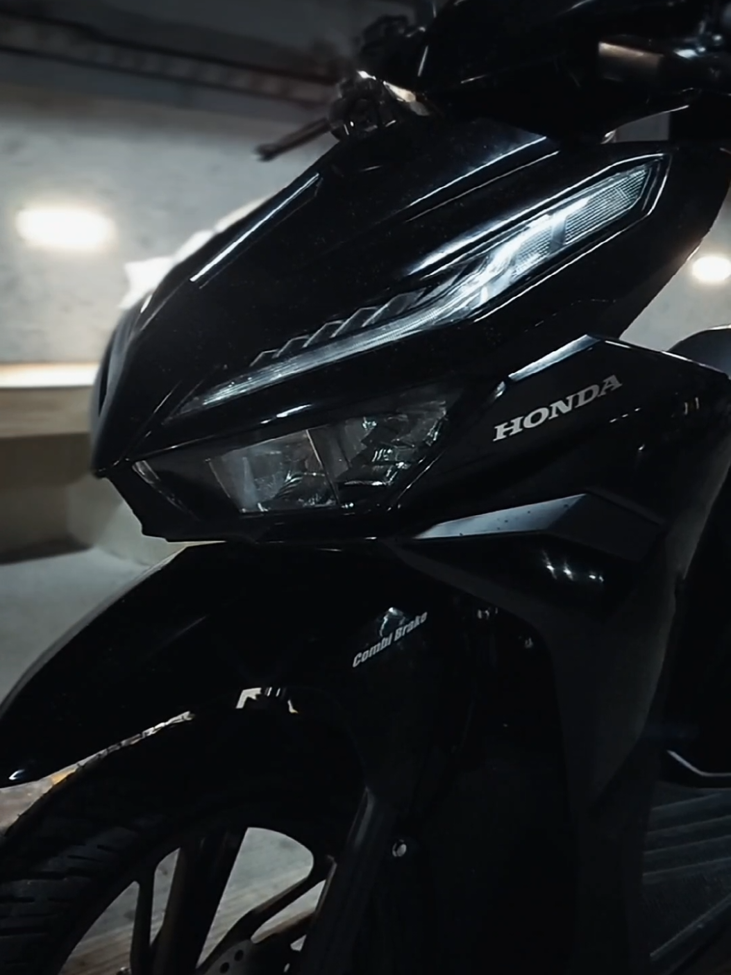 my Honda Click 125 Version 2025 Special Edition (Obsidian Black Metallic)🖤 #honda #hondaclick #click #hondavario #click125 #gille #gillegtsv1 #flex #montage #capcuttemplate #viral #newtrend #tiktoktrend #fyp #foryou #CapCut 