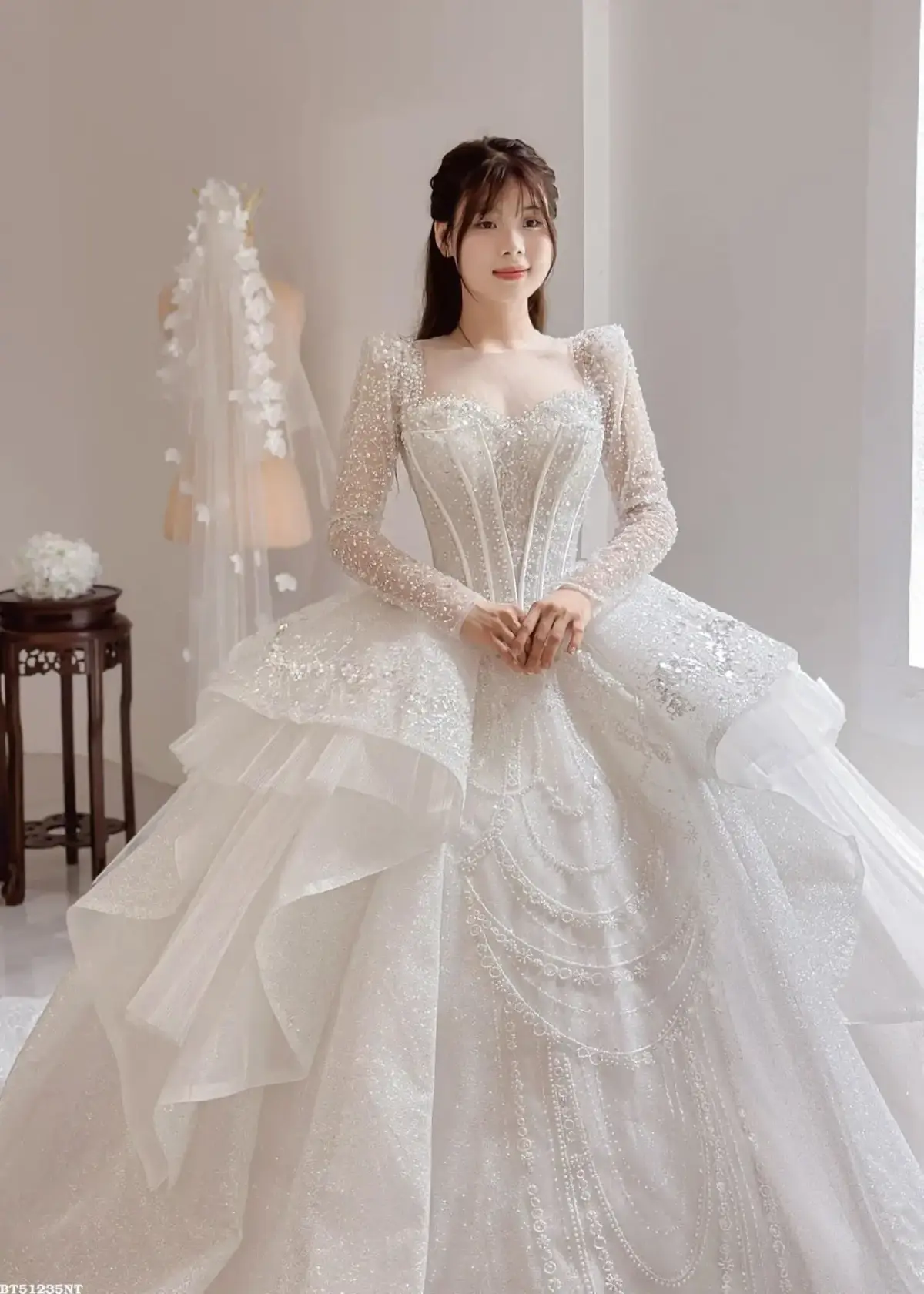 Ở thời điểm phù hợp nhất, mặc lên người bộ váy cưới đẹp nhất 💎💎 #linhanhweddingdress #xuhuong #vaycuoi #vaycuoixinhdep #fyp #foryou 