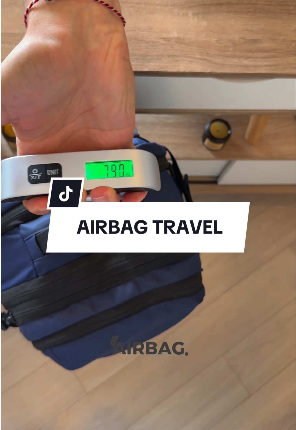 La solution, c’est AIRBAG🎒 #voyage #ryanair #luggage #travelbag 