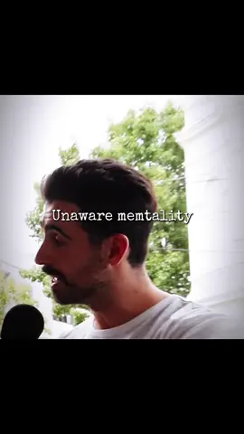 Salad lawyer🥀🤚 CC  @UnawareHouse #fyp #mentality #unaware #comedy #blowitup #core #humor 