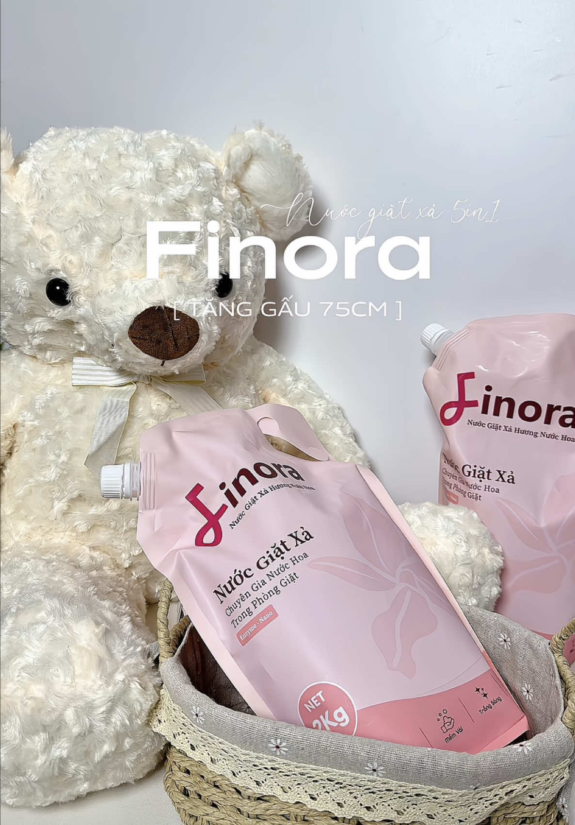 Mua 2 túi nước giặt tặng con gấu Teddy siuu to luôn nè mấy bà. Săn ngay kẻo lỡ  #finoravietnam #nuocgiathuongnuochoa #nuocgiattanggau #nuocgiatfinora #xuhuong #fpy 