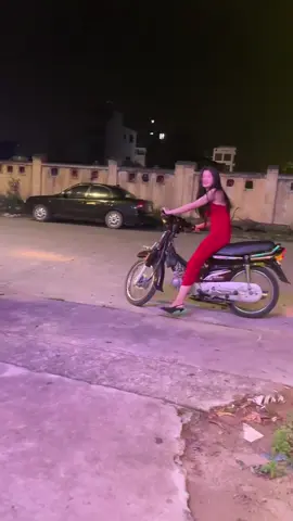 Dẹp đường cho xe ui tiên🤣
