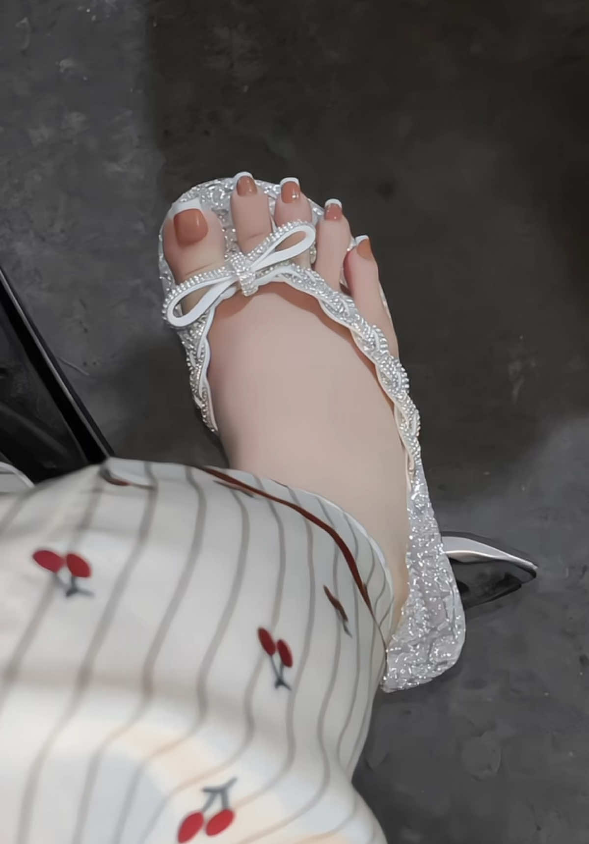 Buổi tối mà vẫn lấp lánh nha 😍#mocmoc #fypシ #depnu #depnuxinh #depnudep #depnugiare #depnuthoitrang #depnuhottrend #xuhuongtiktok #xuhuong2025 